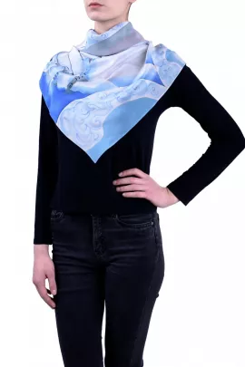 Платок Зимний день голубой последний размер