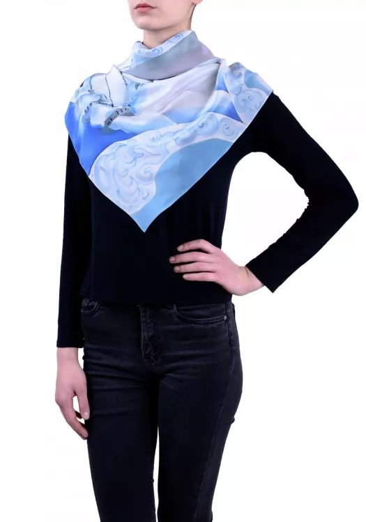 Платок Зимний день голубой последний размер