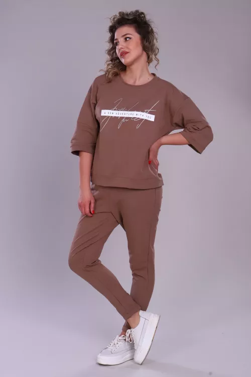 Костюм женский с брюками 662508