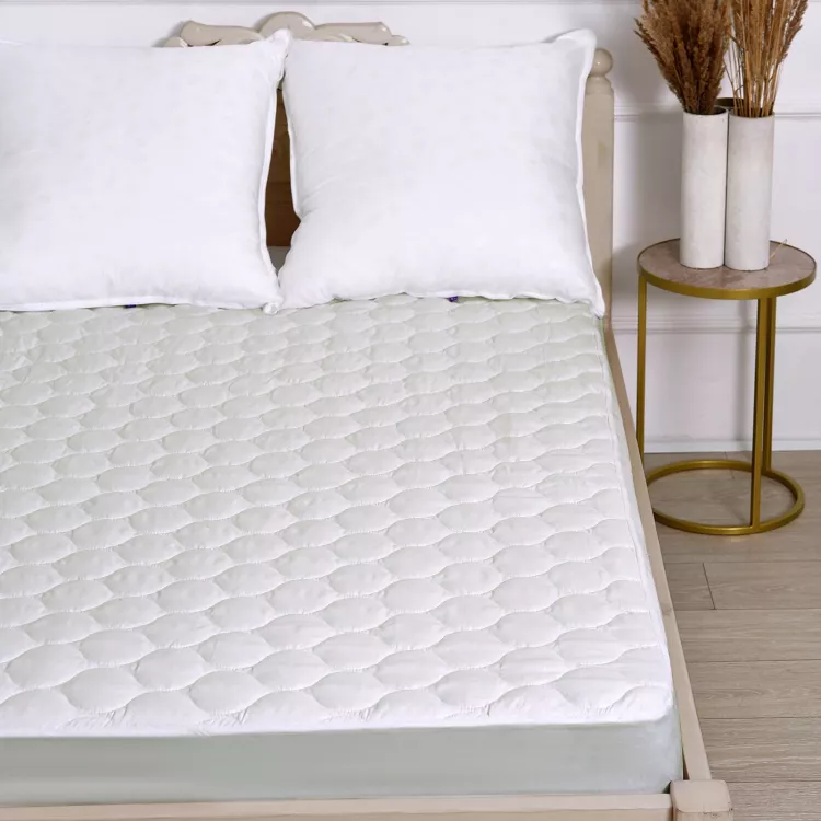 Наматрасник синтепон на резинке борт 20 микрофибра (серый)