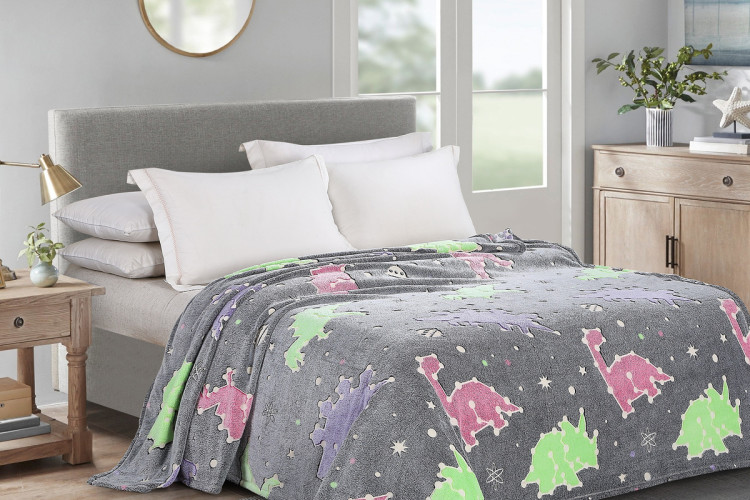 Плед Аэро Софт PAVLine FREEDom Динозавры цветные (светонакопитель)