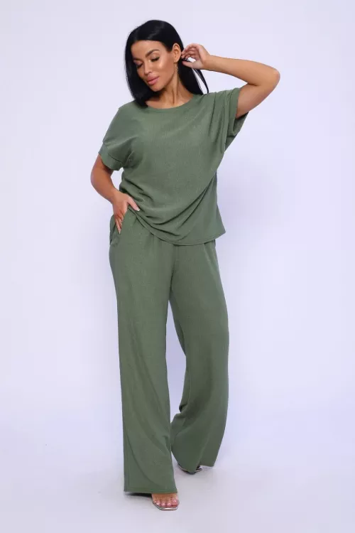 Костюм Моника оливковый последний размер